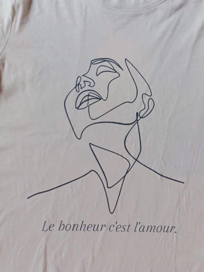 T-shirt Le bonheur c'est l'amour - photo numéro 2