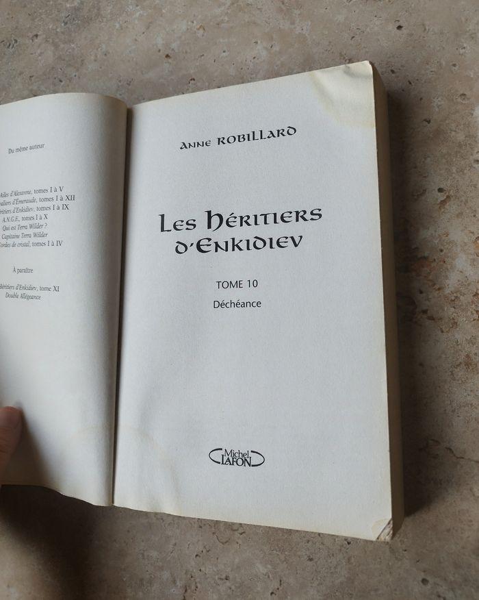 les héritiers d'enkidiev tome 10 déchéance de Anne Robillard - photo numéro 5