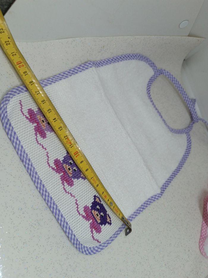 Bavoir bavouille brodé broderie violet purple rose pink fleur flower ours Bear ourson bib bébé baby - photo numéro 8