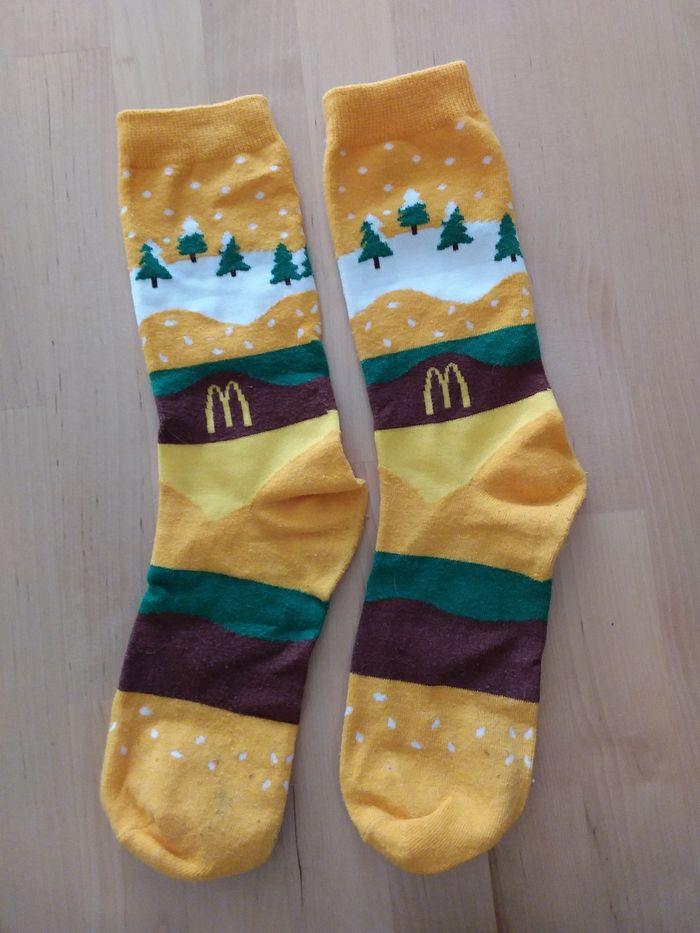 Chaussettes de Noël McDonald's - photo numéro 2