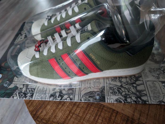 Sneakers Shelltoe Adidas x TMNT taille 43 1/3 neuf - photo numéro 3