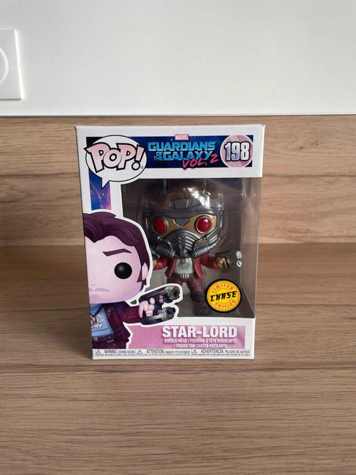 Figurine Funko Pop Gardiens de la Galaxie Vol. 2/Guardians of the Galaxy Vol.2: StarLord Chase 198 - photo numéro 1