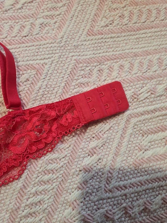 Soutien gorge rouge corail 90B - photo numéro 7