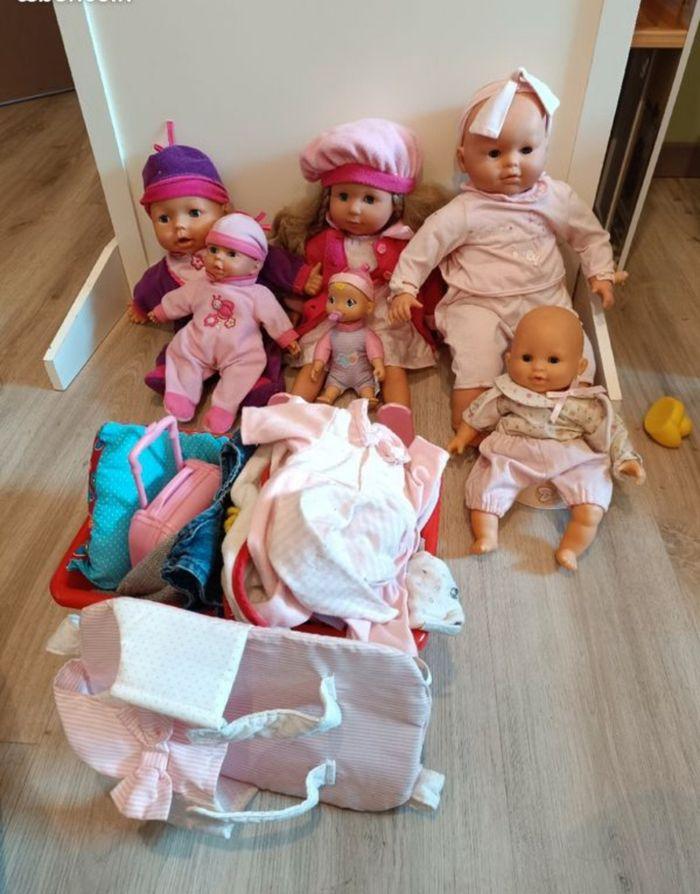 Lot de poupées et accessoires dont bébé lia interactive de Corolle - photo numéro 2