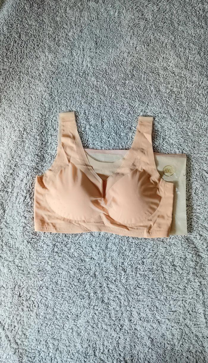 Brassière