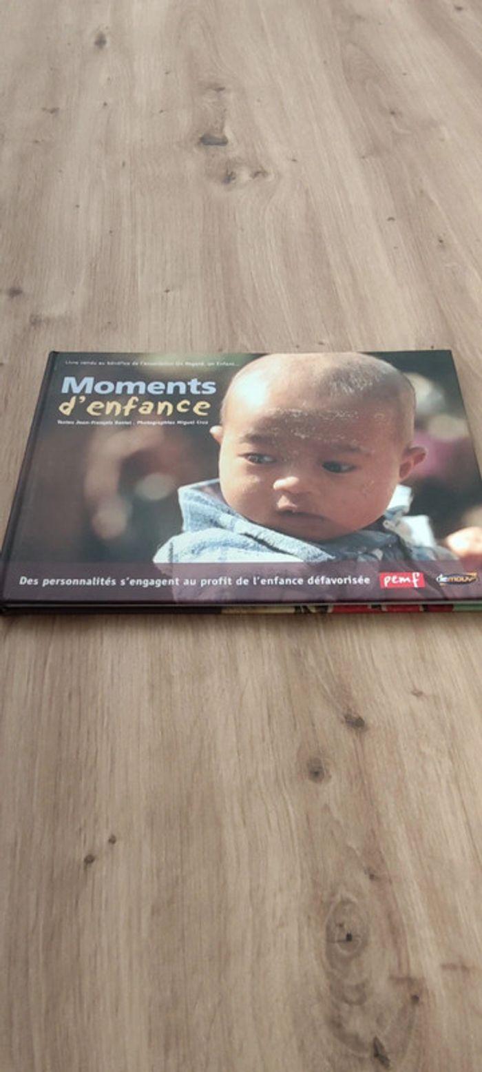 Livre Moments d'enfances - photo numéro 3