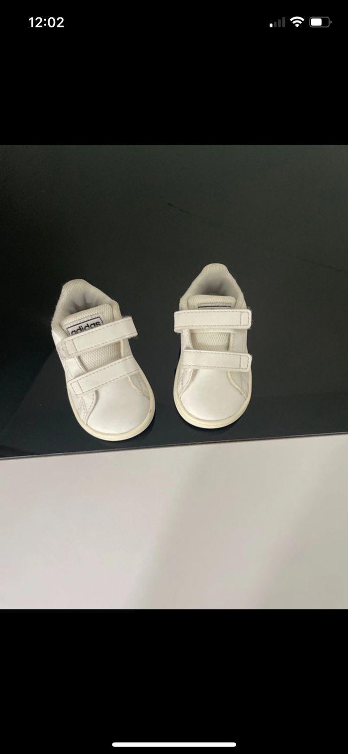 Chaussure bébé - photo numéro 1