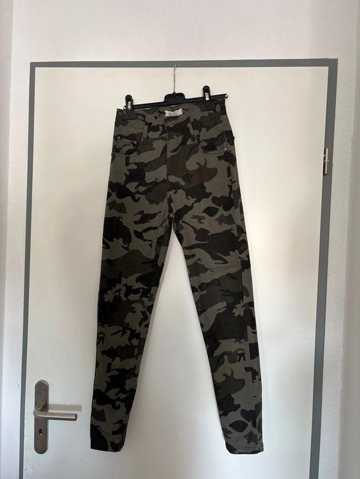 Pantalon militaire - photo numéro 1