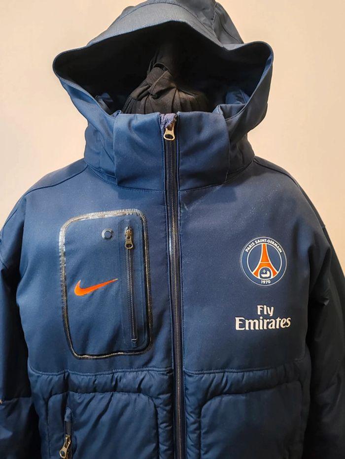 Doudoune PSG nike - photo numéro 3