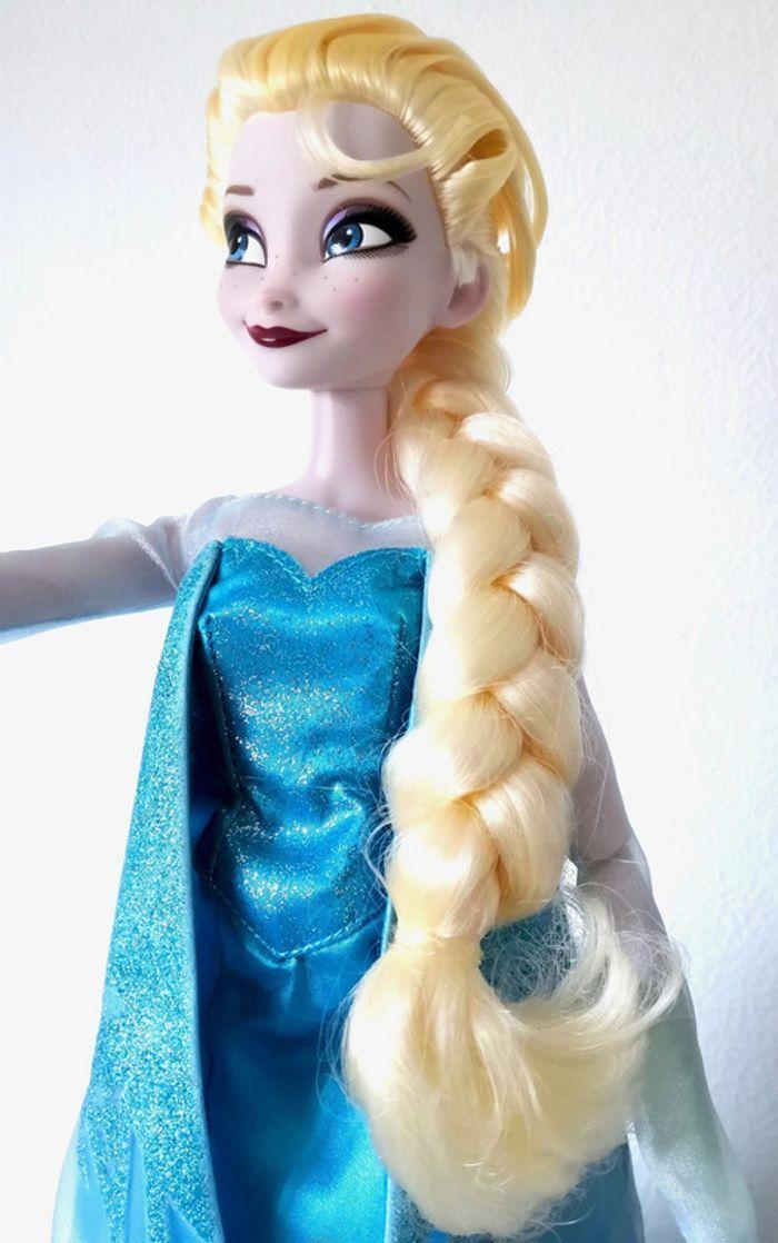 Poupée chantante Elsa Deluxe Disney NEUVE - photo numéro 11