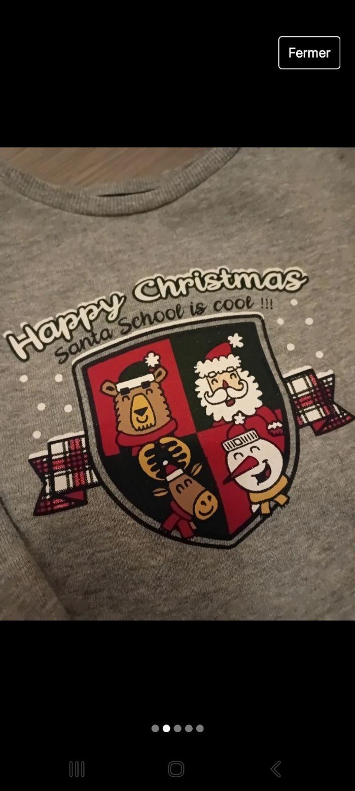 Sweat-shirt 4 Ans Noël 🤶 🎅 - photo numéro 2