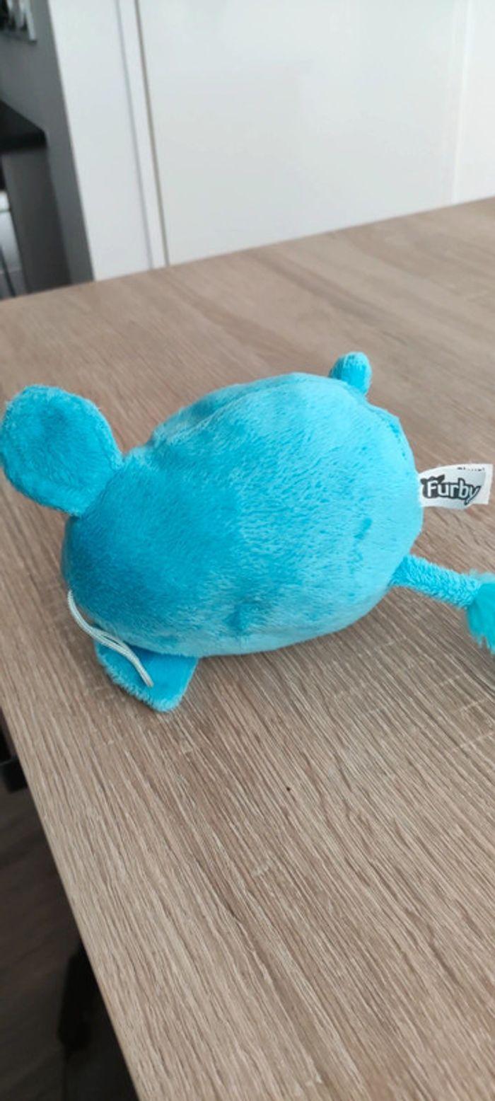 Doudou peluche Furby bleu - photo numéro 6