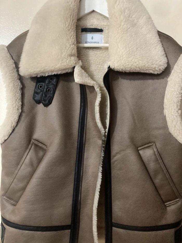 Veste sans manches stradivarius taille Xs - photo numéro 2