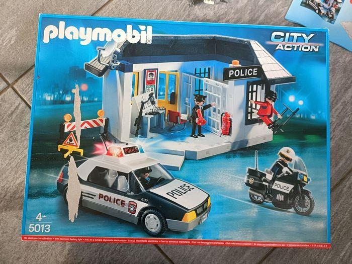 Lot police playmobil - photo numéro 1