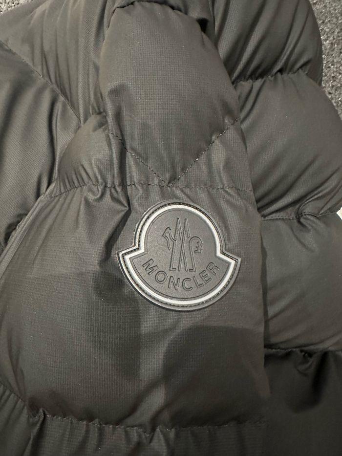 Doudoune Moncler S neuve - photo numéro 8