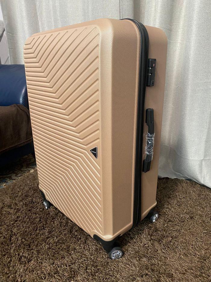 Grand valise  XL  100 LITRE - photo numéro 1