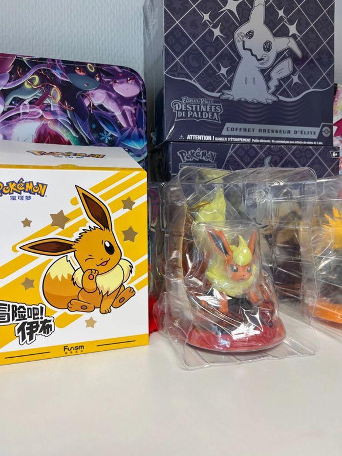 🔥 [PRO] Magnifique Duo de figurines Pyroli et Voltali Pokémon  neuve - boutique pro - Funism - photo numéro 3