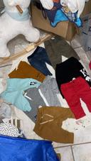 Lot de 9 jeans 3-6 mois