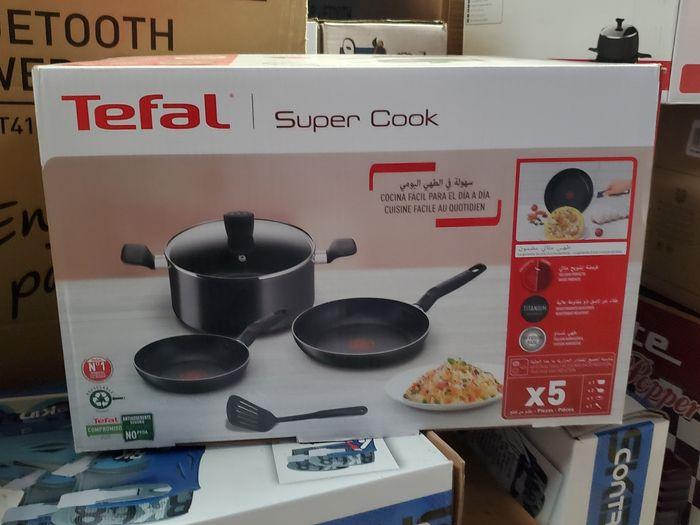 Coffret TEFAL Super Cook Neuf.