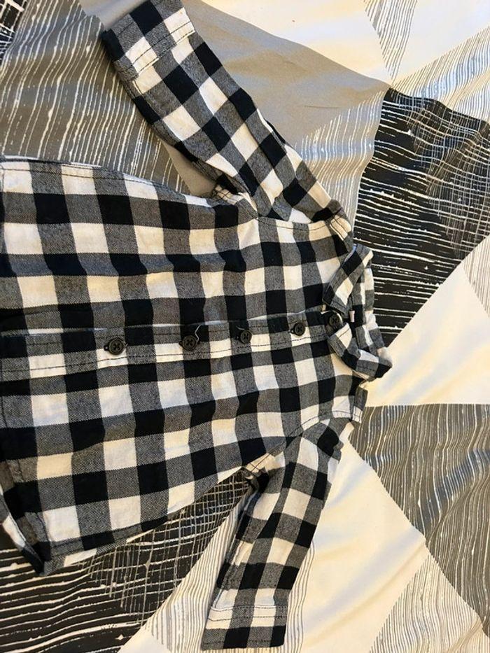 Chemise à carreaux noir et blanc taille 6m - photo numéro 3