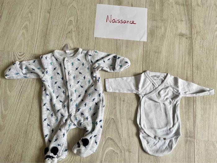 Lot pyjama + bodie naissance - photo numéro 1