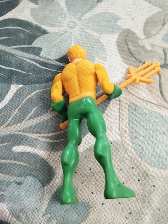 Figurine Aquaman - photo numéro 3