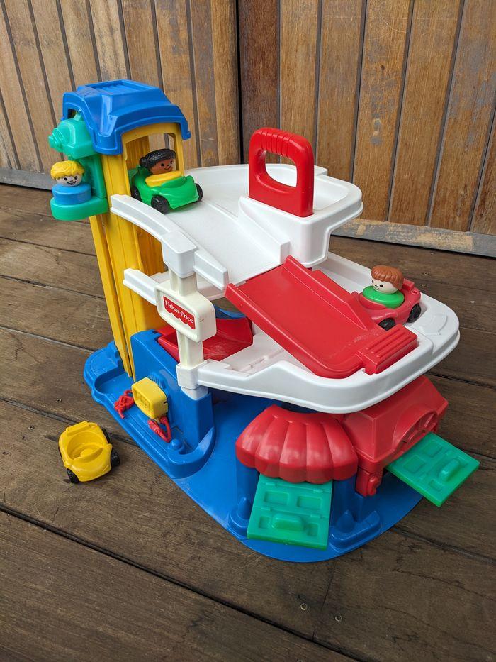 Garage Fisher Price - photo numéro 4