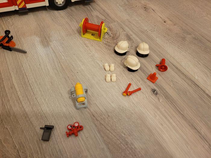 Lot playmobil pompier 25€ - photo numéro 5