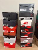 Lot de 13 boîtes de chaussures (Air Max, Air Force 1, Jordan)