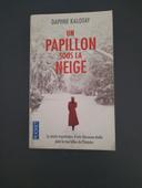 Un papillon sous la neige