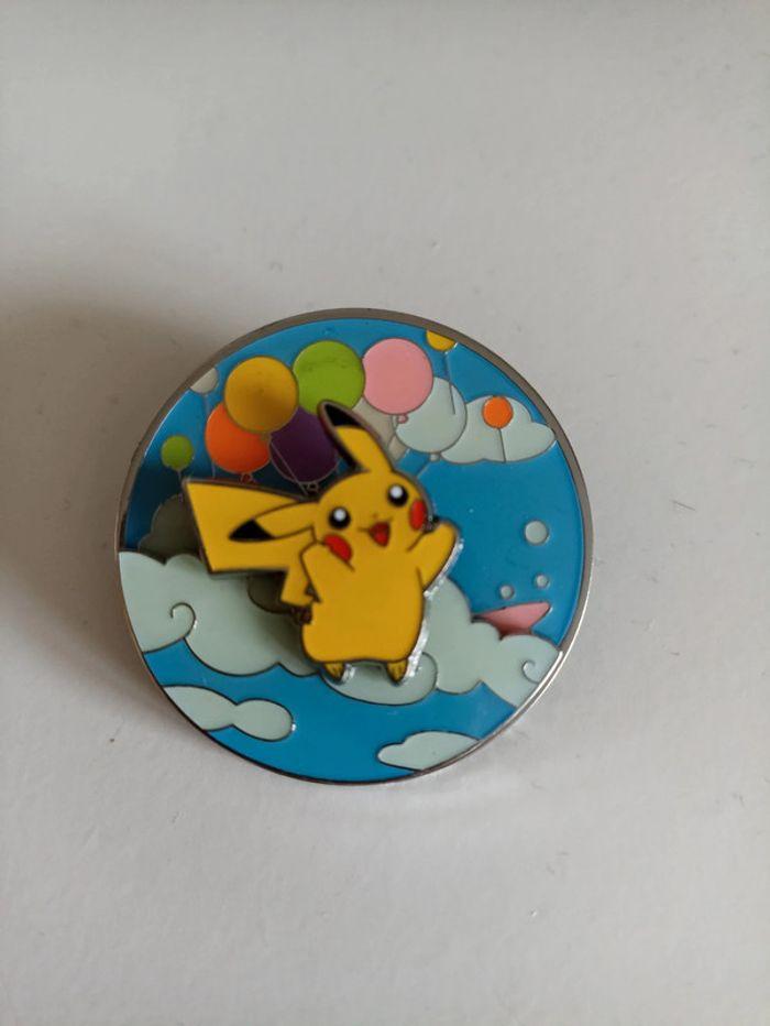 Pin's pokémon - photo numéro 1