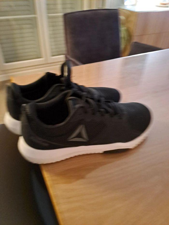 Baskets Reebok homme noir taille 42 très bon état - photo numéro 6