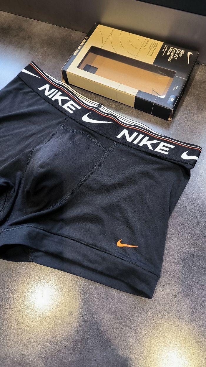 1 boxer NEUF Nike Polyester (taille M) - photo numéro 1