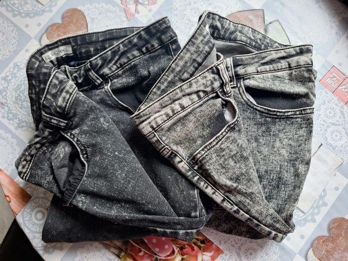 Jeans T42 (l unité ou le lot de 2) - photo numéro 2