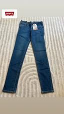 Jeans Levi’s taille 12 ans neuf