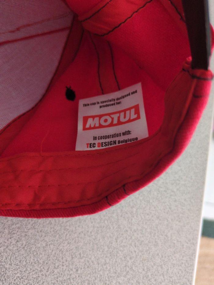 Casquette motul brodée - photo numéro 4