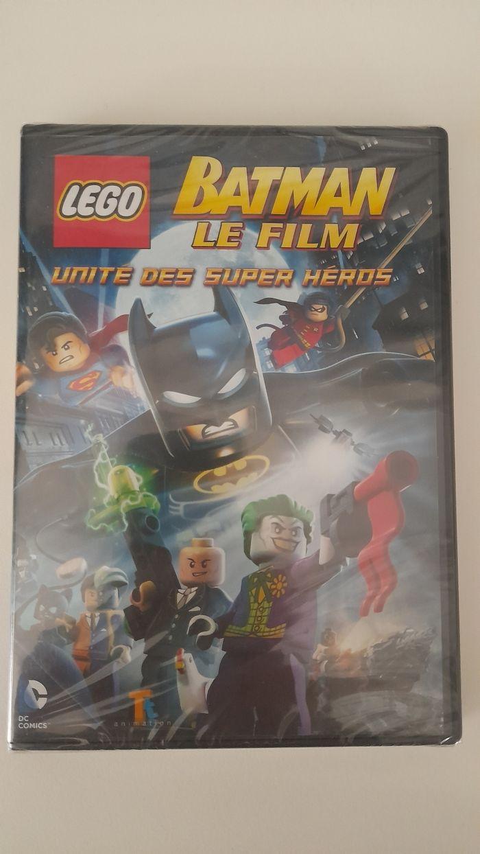 Dvd lego batman le film " unité des super héros " - photo numéro 1