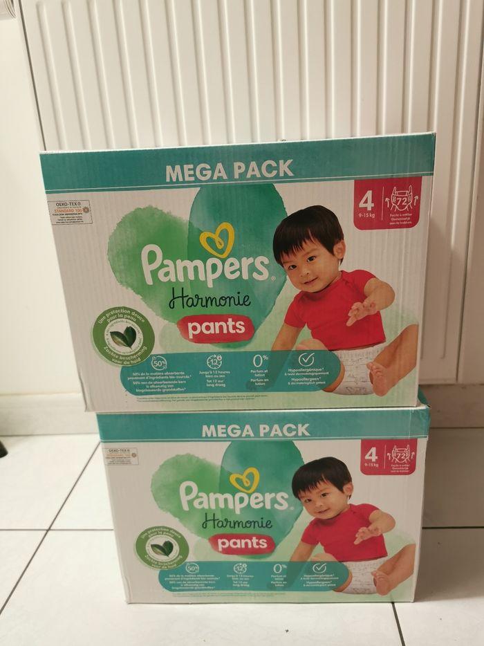 Pampers taille 4 lot de 2 cartons