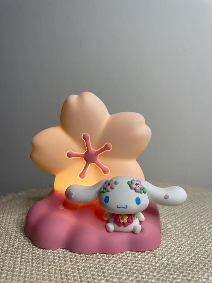 Veilleuse figurine fleur de cerisier sanrio Cinnamoroll - photo numéro 15