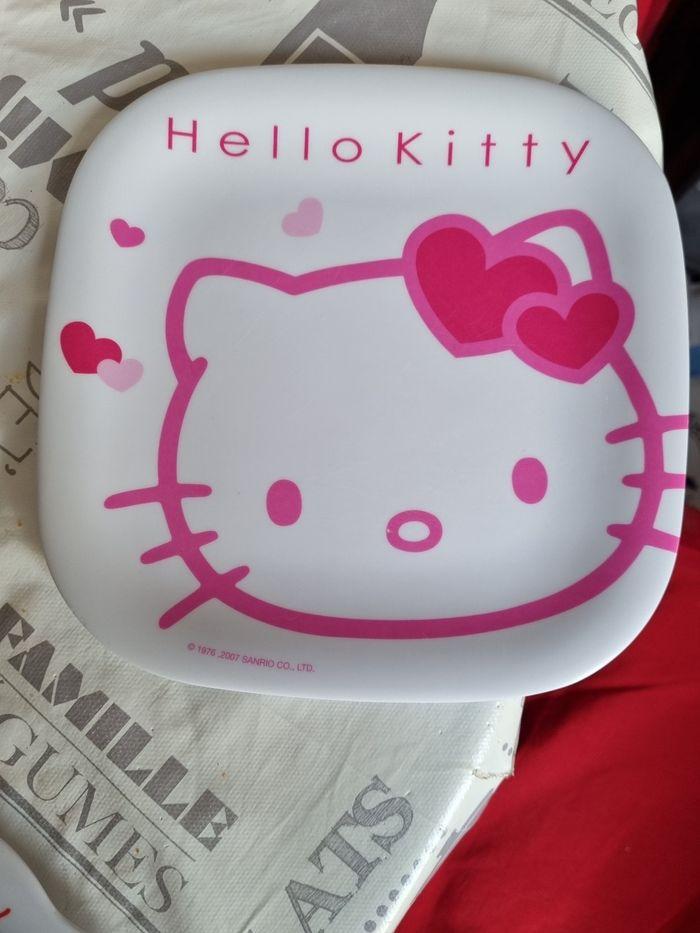 Lot de 2 assiettes enfants hello kitty - photo numéro 1