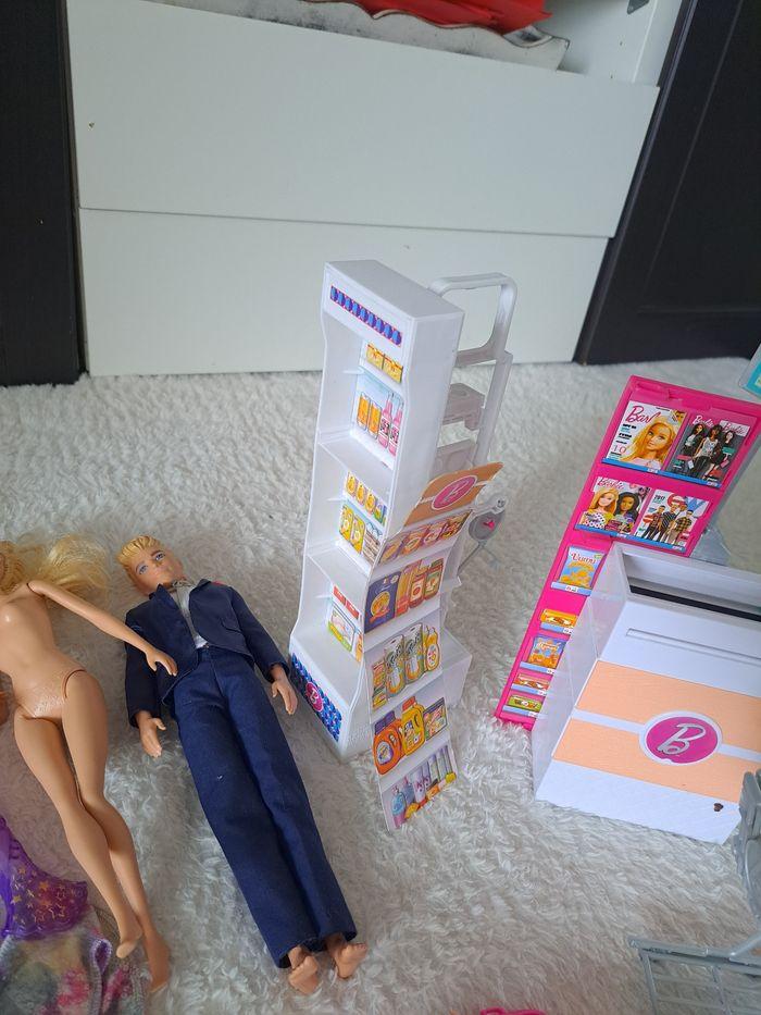 Poupées barbie et ses accesoires - photo numéro 6