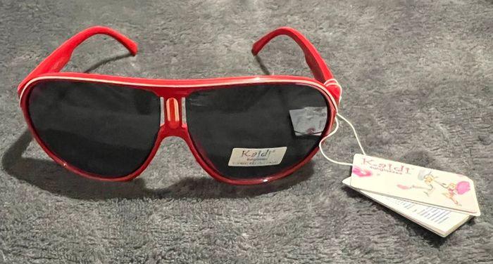 Lunette de soleil enfant mixte rouge neuve et étiqueté - photo numéro 2