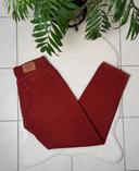 Jean Levi's 560 Rouge