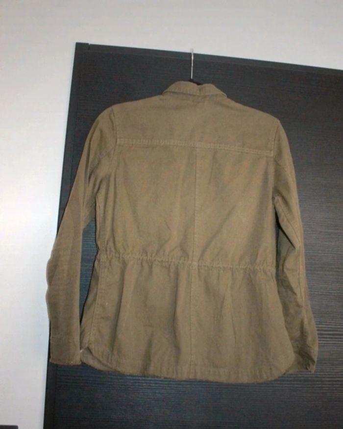 Veste chemise bershka taille 36 peu portée - photo numéro 3