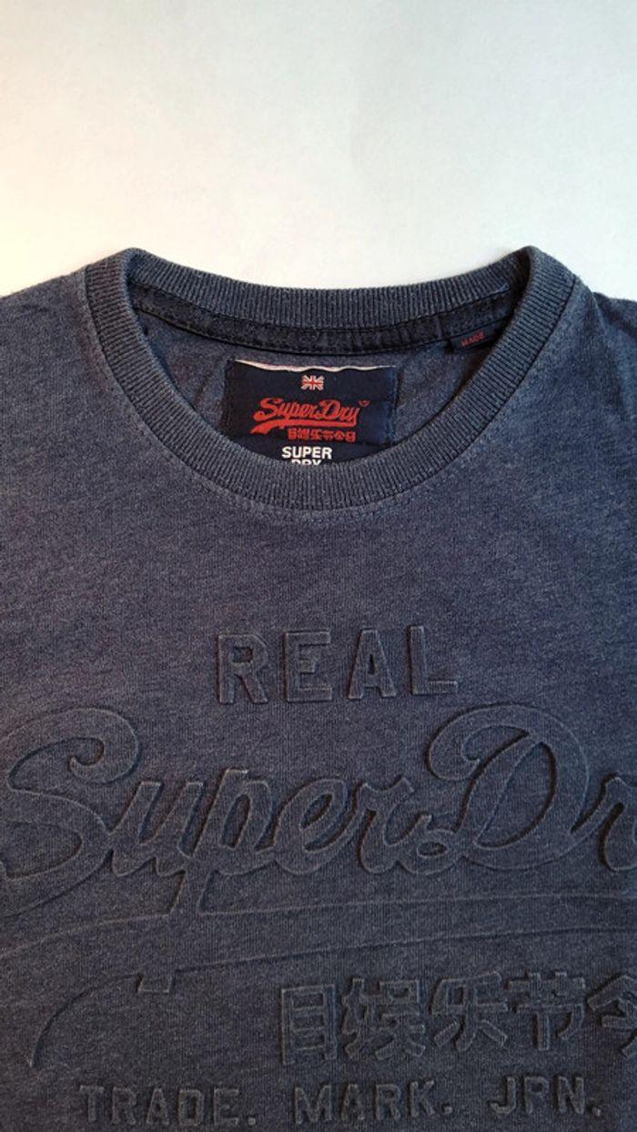 T-shirt Superdry bleu taille XS en bon état - photo numéro 3