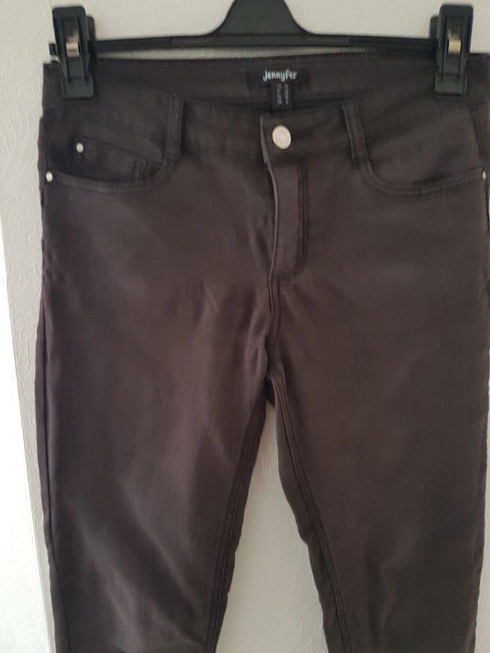 Jeans slim noir Jennyfer taille 38. Petit prix! - photo numéro 2