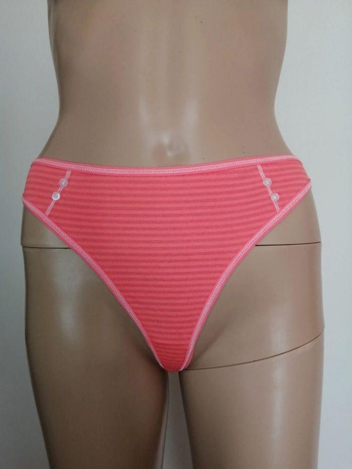 Tanga neuf taille XL - photo numéro 2