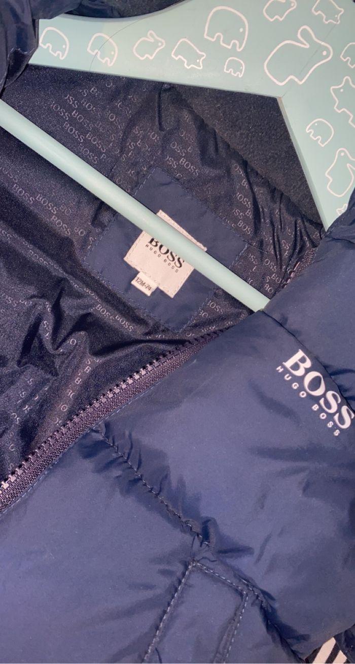 Vend doudoune Hugo boss et bonnet - photo numéro 2