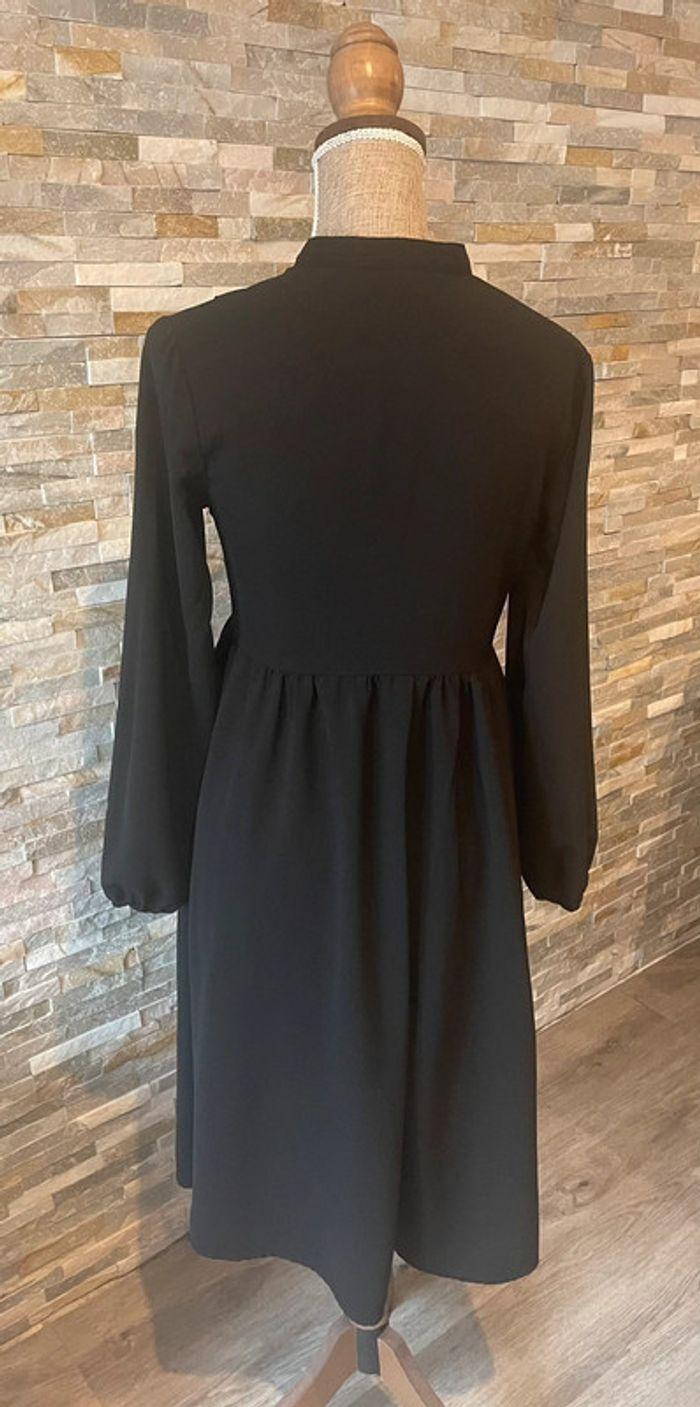 Robe noire Shein taille 36 - photo numéro 2