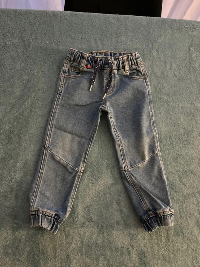 Jeans 2 ans - photo numéro 1